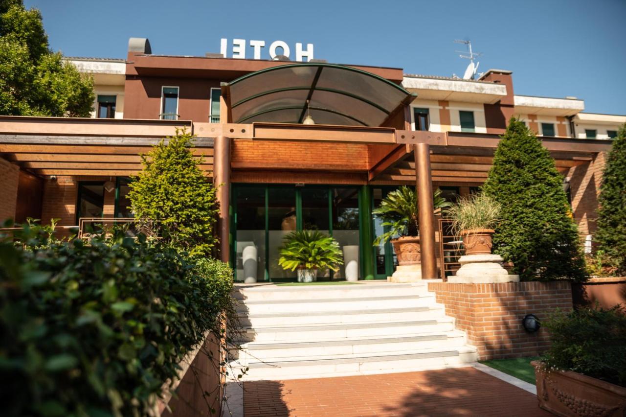 Hotel Querini Budget & Business Hotel Sandrigo Exterior foto